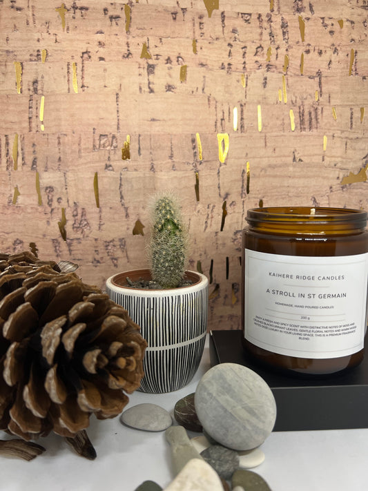 A Stroll in St Germain - 200g Amber Collection